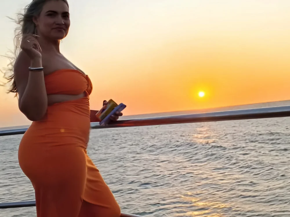 CAROL_HOT08's Offline XXX Chat