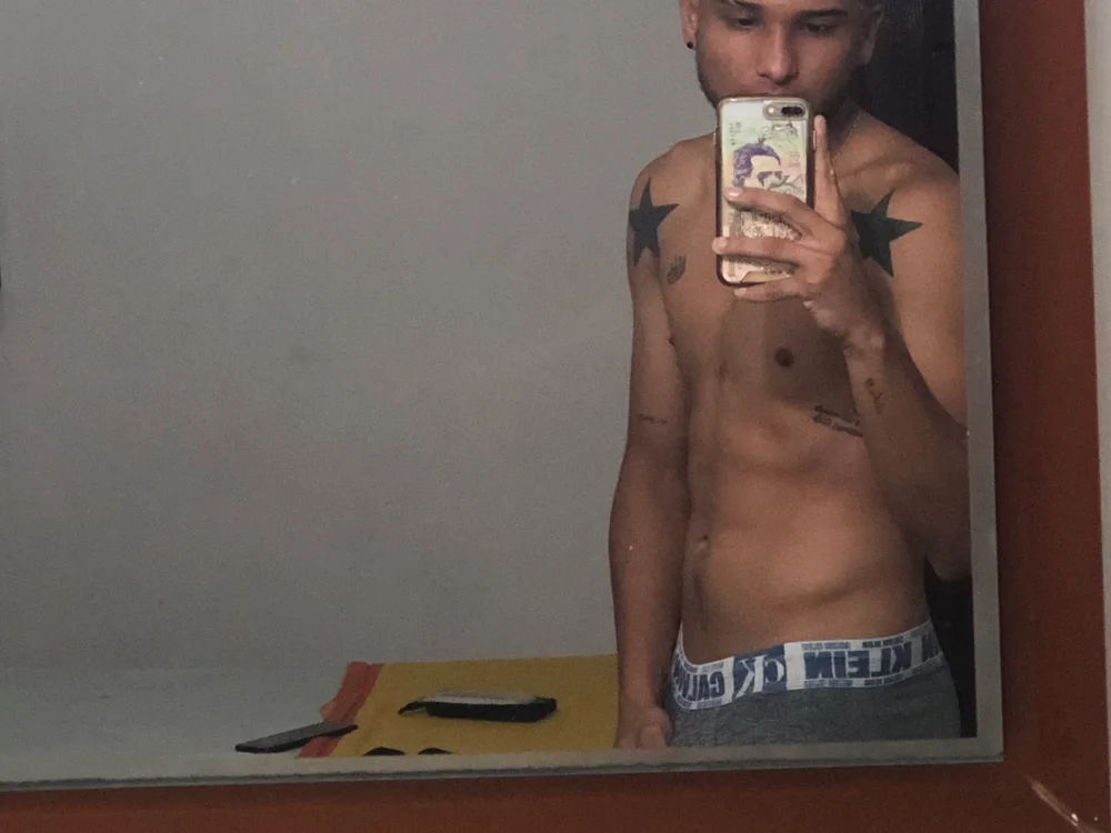 modeloxtz Obrolan XXX Offline