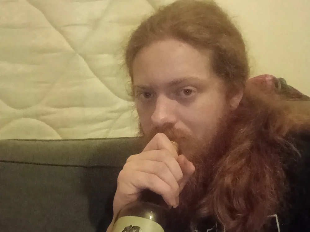 Lewisz-199's Offline Chat Room