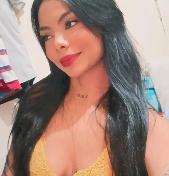 ElectraCurly Offline XXX-Chat