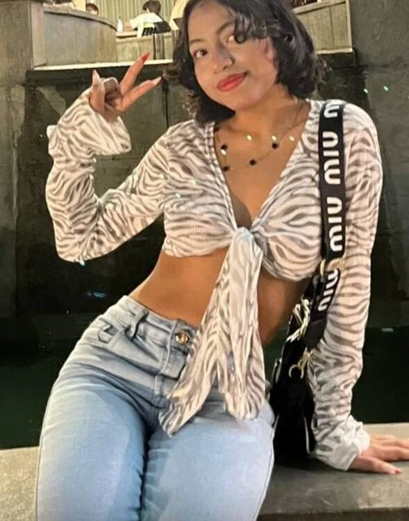 Chica_nocturna offline XXX-chat