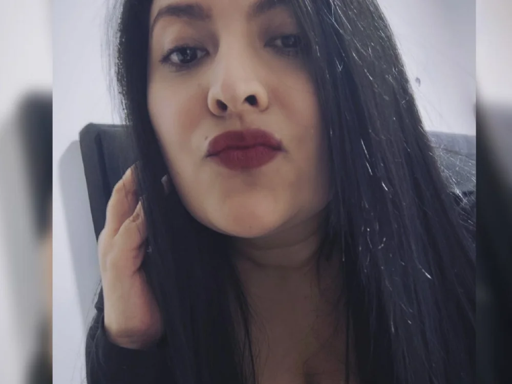 SamanttaEvans' Offline XXX Chat