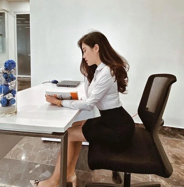 Chiki_Office's Offline XXX Chat