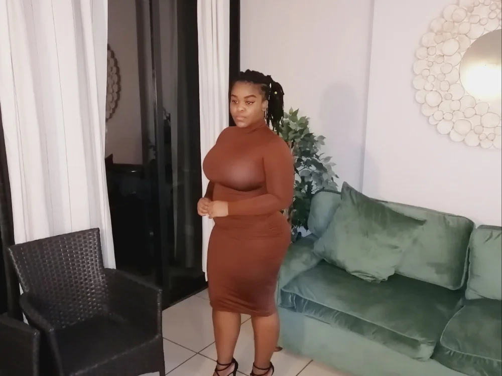 THICKPORSCHEX29's Offline Chat Room