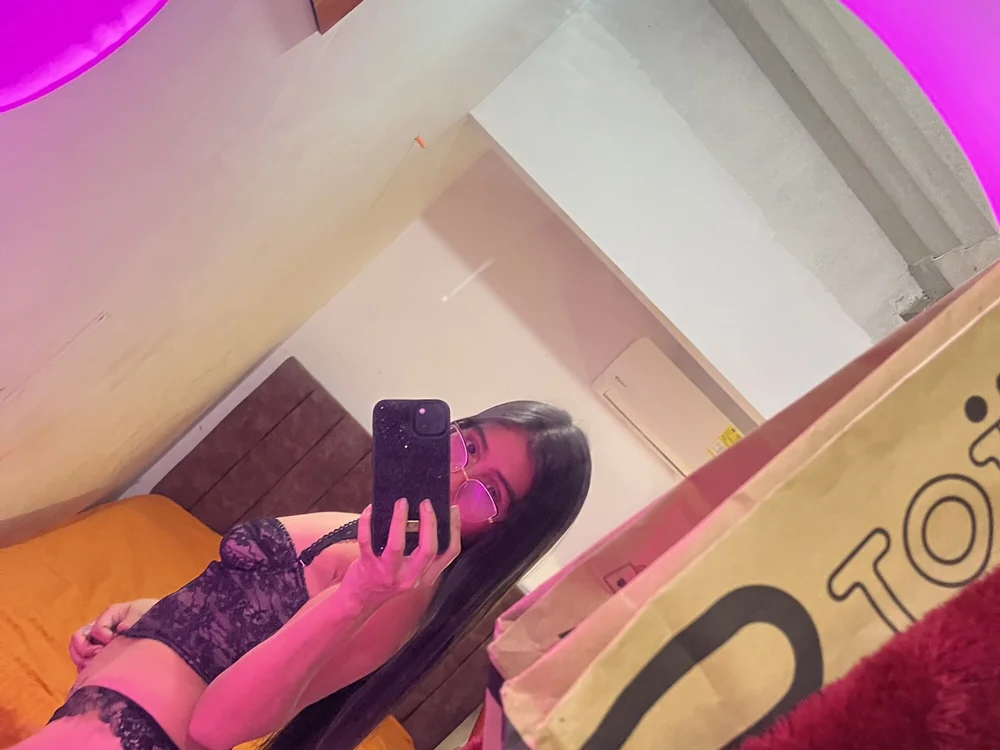 Dulce_xs' Offline Chat Room