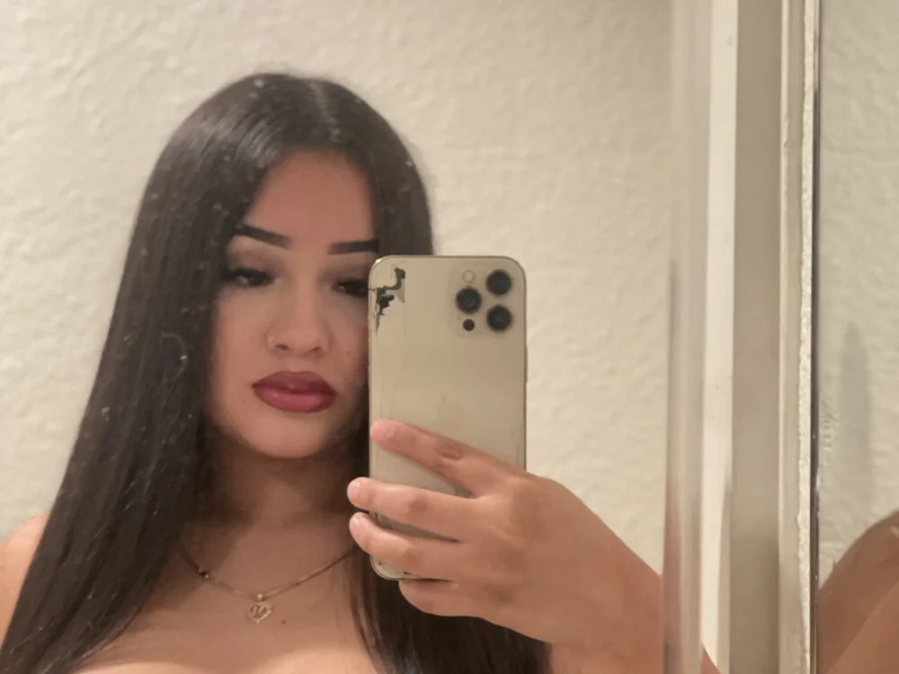 8teenbby's Offline XXX Chat