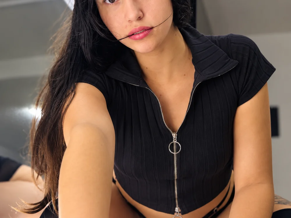Lindsey8 – Offline XXX chat