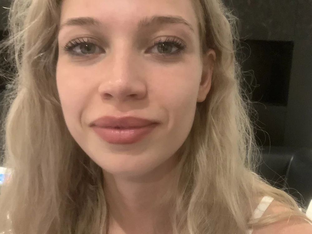 pink_princess_kate's Offline XXX Chat