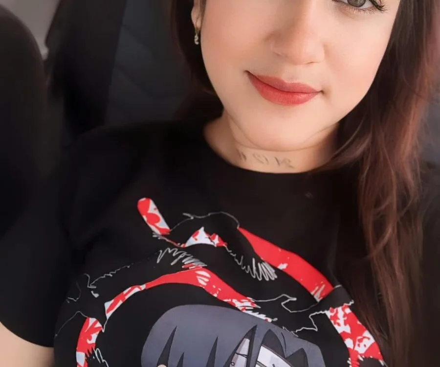i_am_Mia's Offline Chat Room
