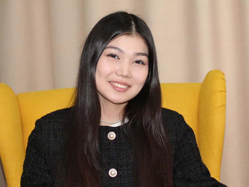 AmeliyaJune Obrolan XXX Offline