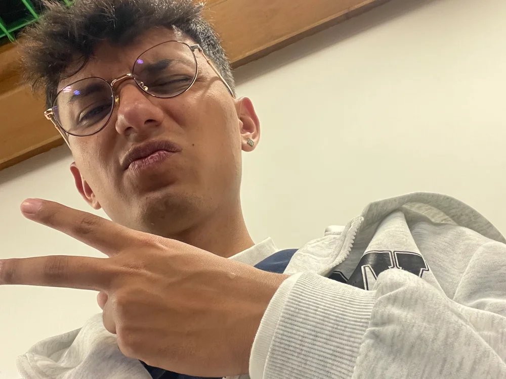 Carlosles_ Offline XXX Chat