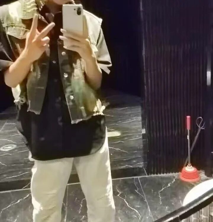 hpnmb Adlı Modelin Çevrimdışı XXX Sohbeti