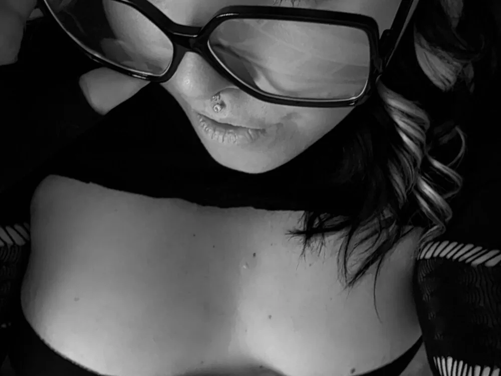 Offline XXX chat modela _Bonnie_Black_