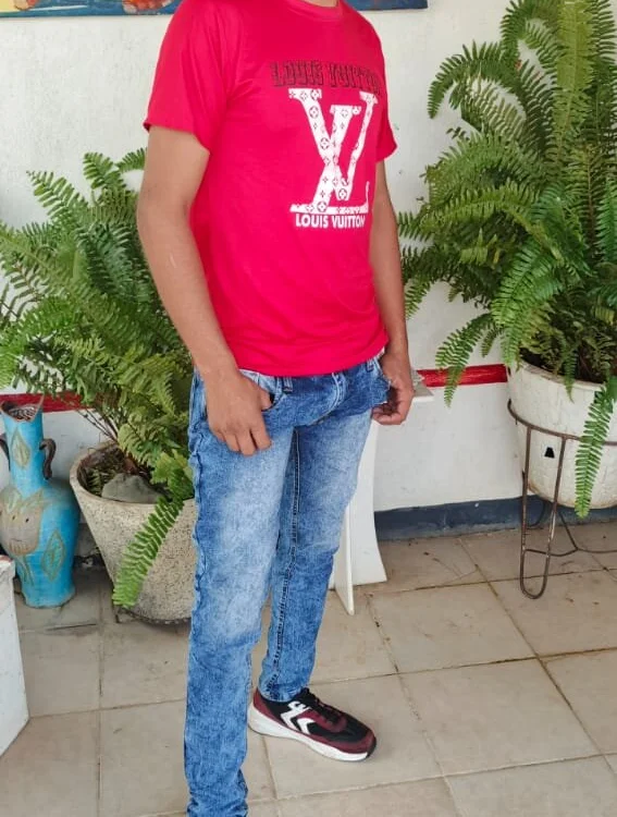 Apolo_23CM Offline XXX-Chat