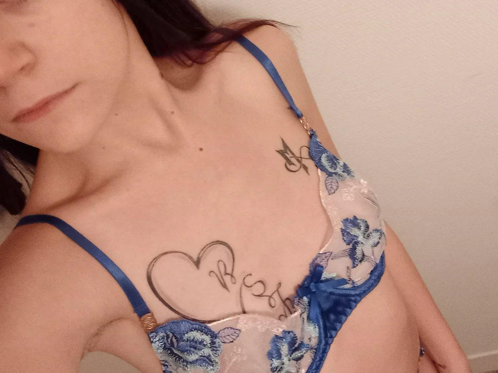 Choupette93's Offline XXX Chat