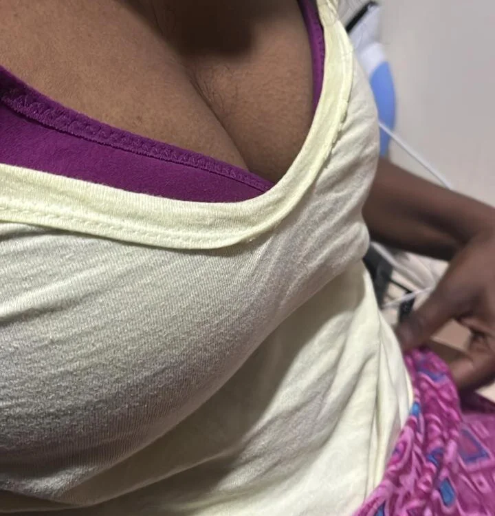 Indiawell's Offline Chat Room