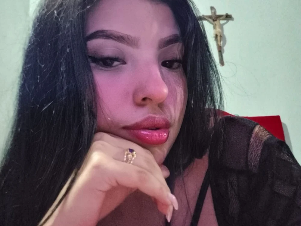WHANDA_CARVAJAL's Offline XXX Chat