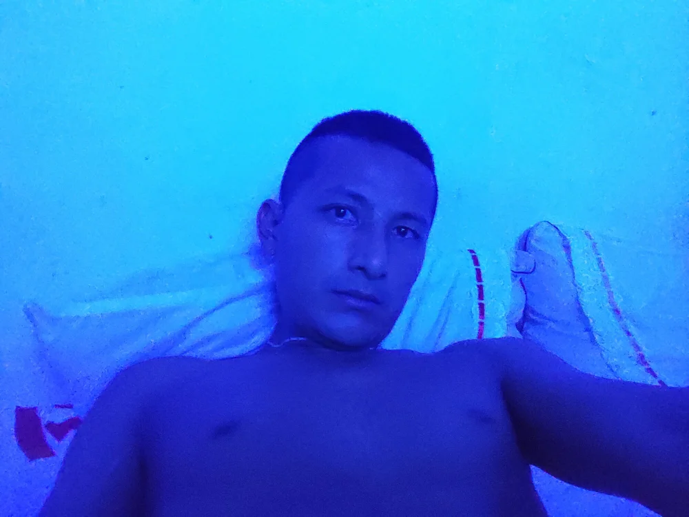 kevingt31 Chat XXX offline