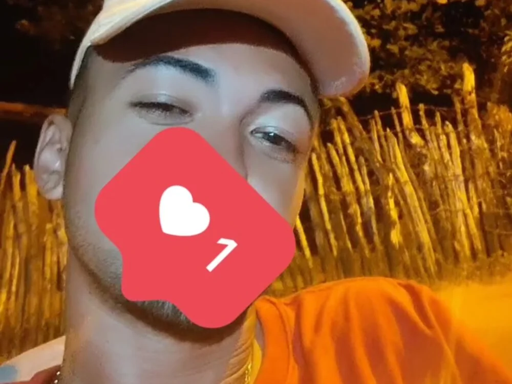 Magrinho132's Offline XXX Chat