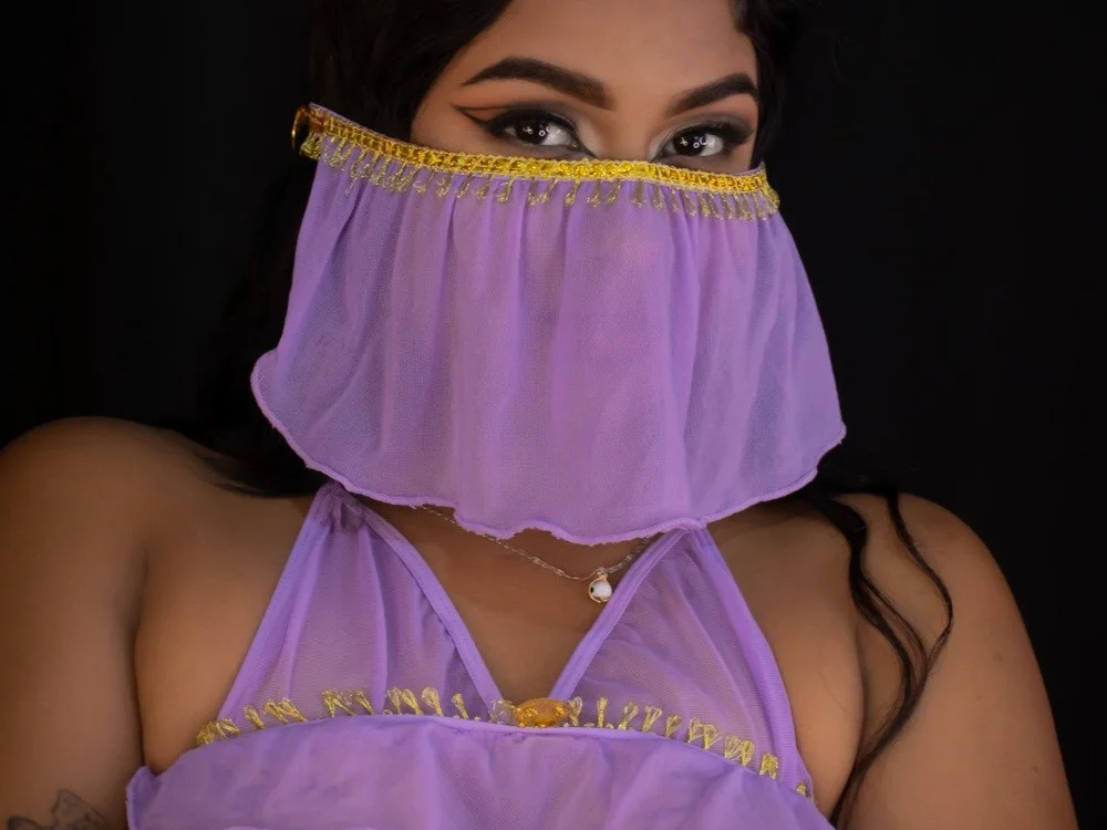 Sofie_27's Offline Chat Room
