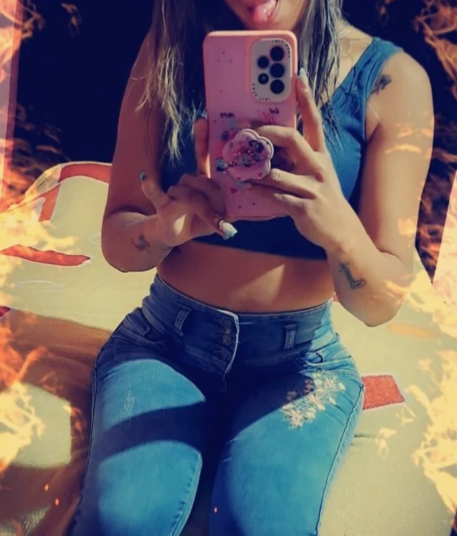 dennise05's Offline XXX Chat