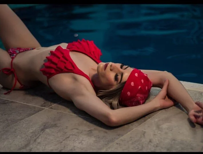 Offline XXX chat Ari_Tss