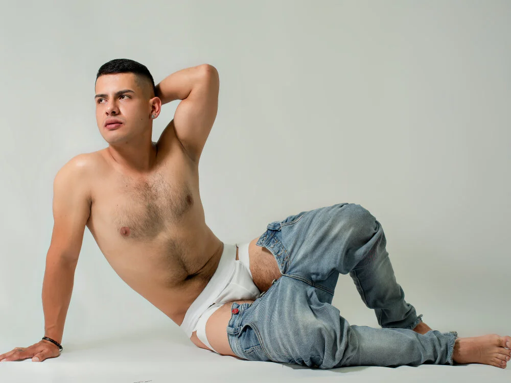 ThiagoCastelli's Offline XXX Chat