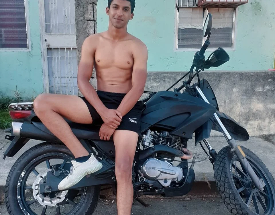 mike_shelby21's Offline XXX Chat