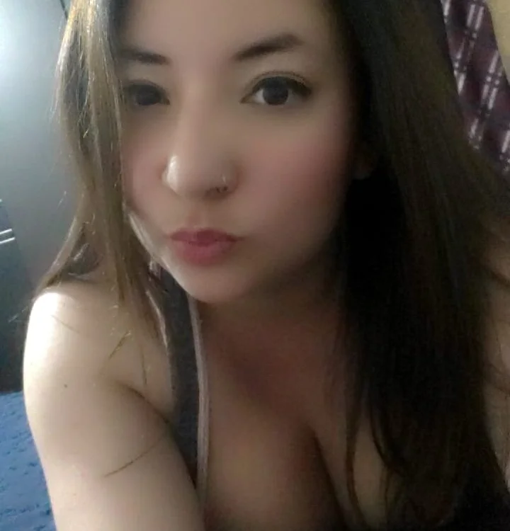 gaby_bloom's Offline XXX Chat