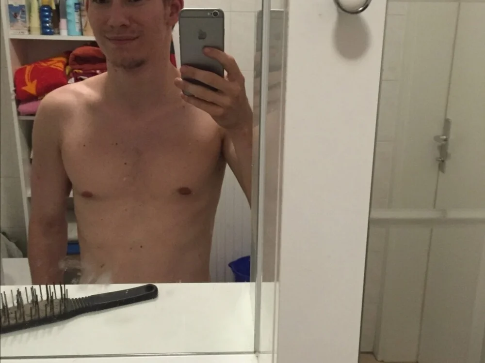 Andreas1292 Offline XXX Chat