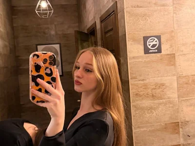 Anika_Socutehe profile