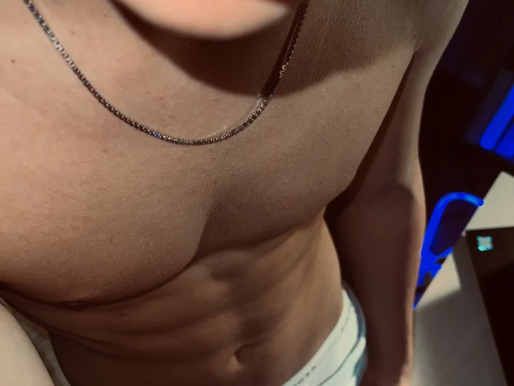 denisss07 Offline XXX-Chat