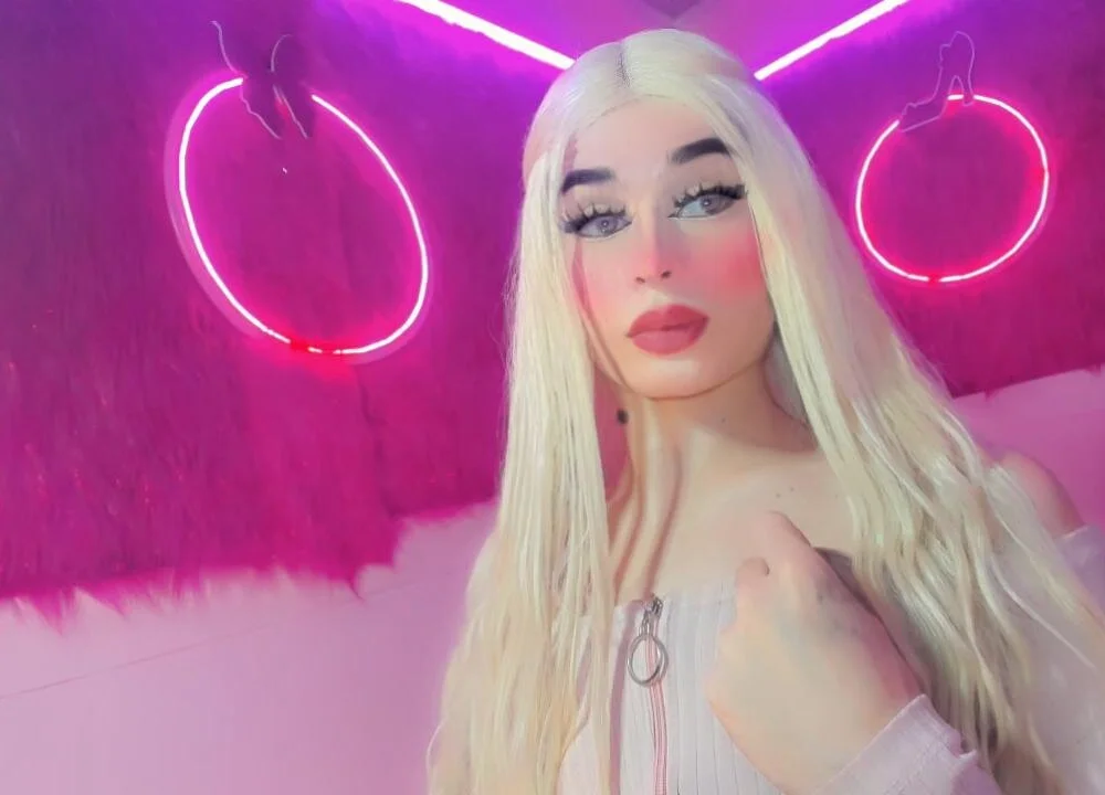 Chica_sexy_1's Offline XXX Chat