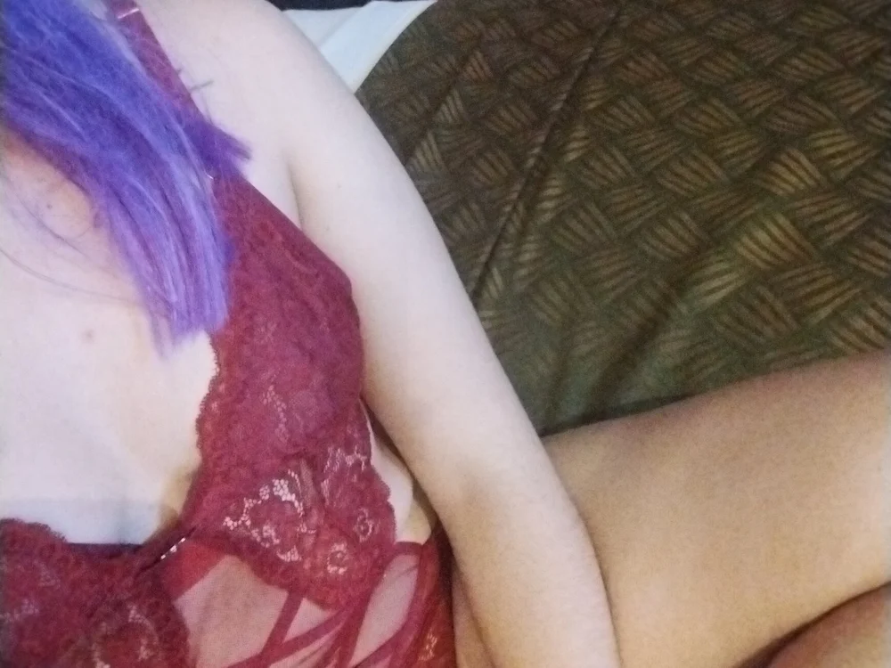 Jocelyn_23 offline chatrum