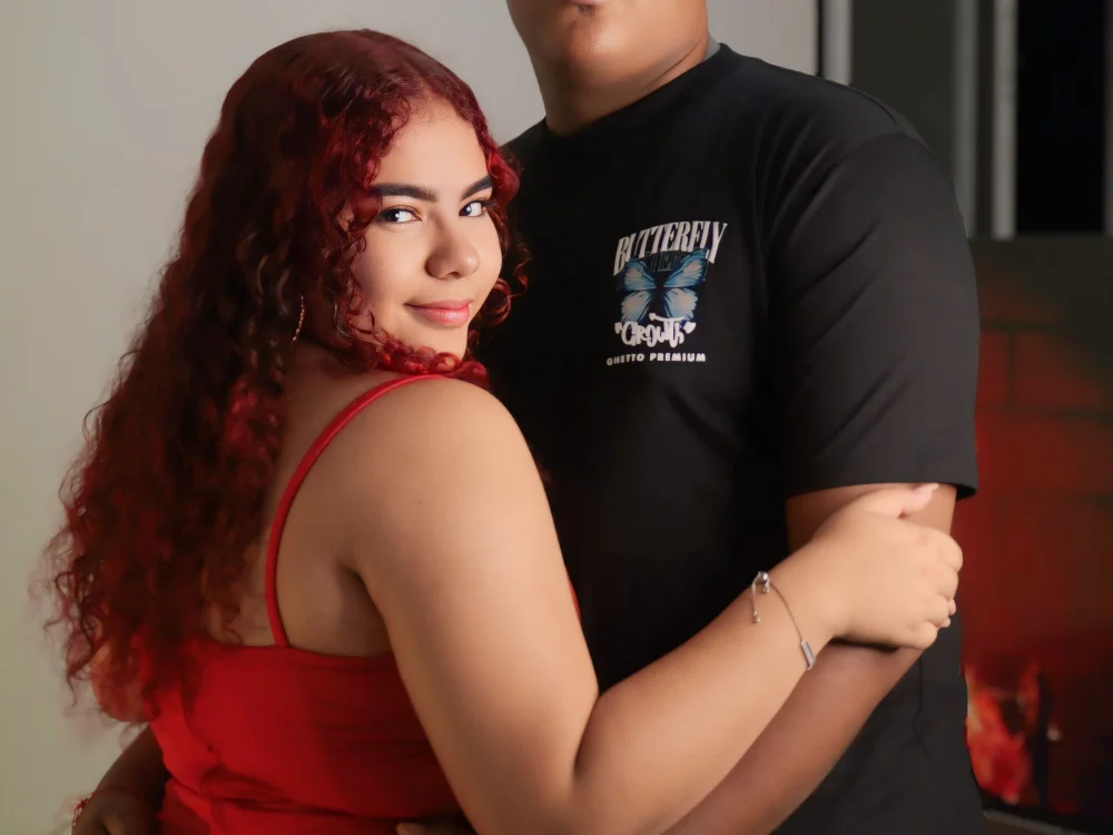 BridaAndSantos' Offline XXX Chat