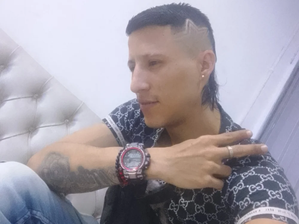 carlosadrian2 offline chatrum