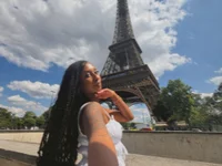 Модель Your_Paris