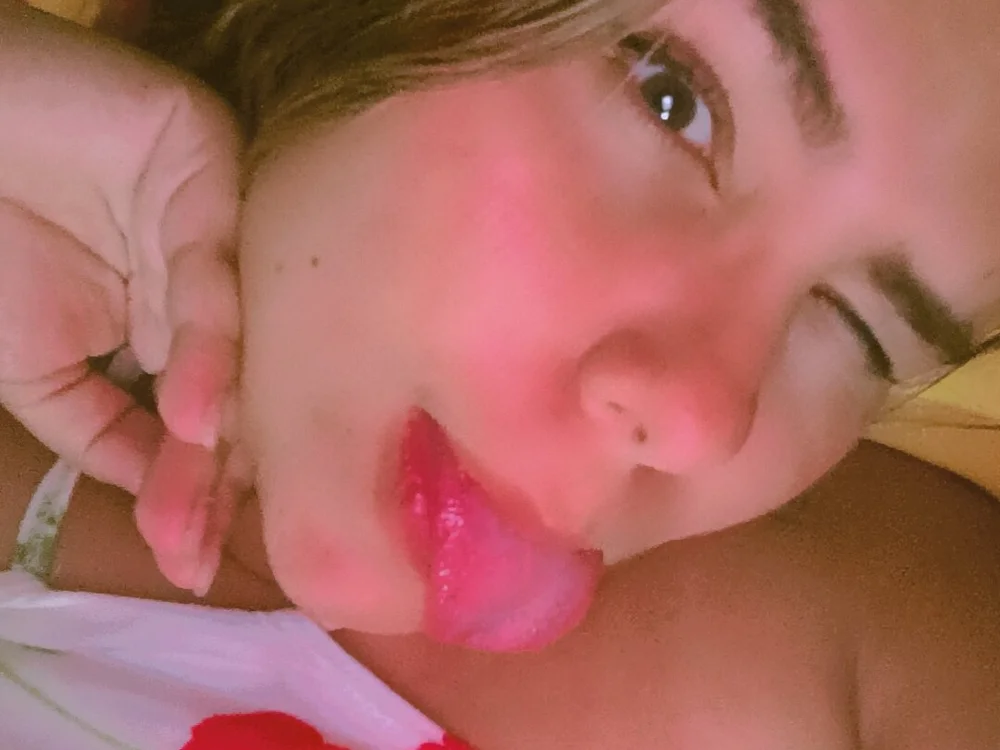 rochitunena98 offline chatrum