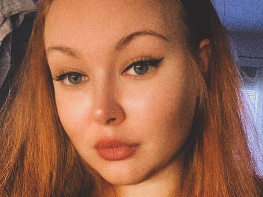 iisalina's Offline XXX Chat