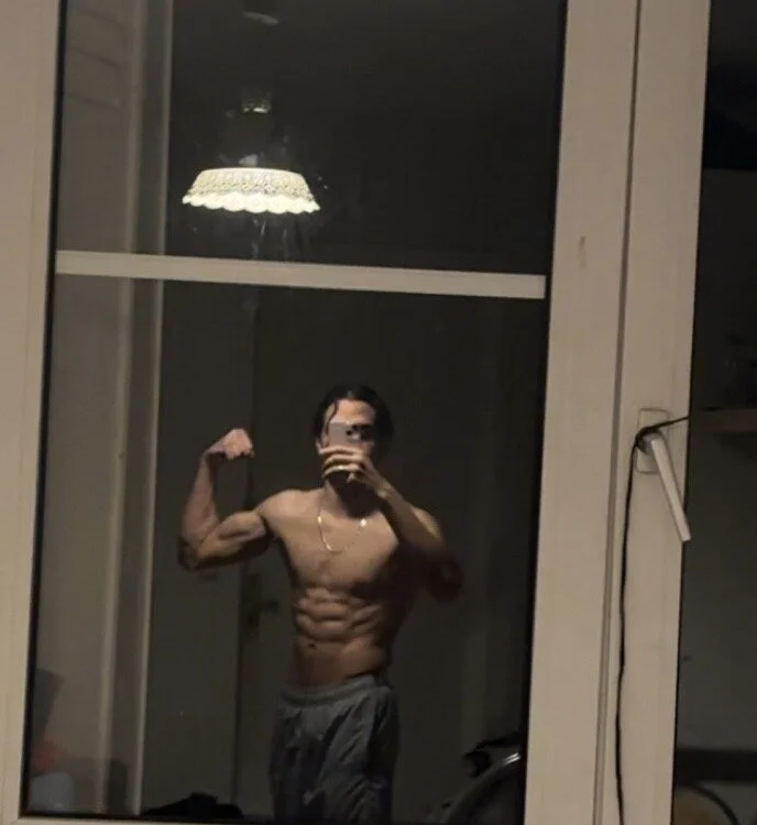 Offline XXX chat modela tarzan7592