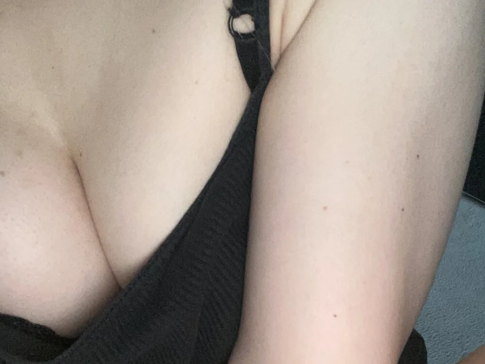 sena0611のオフラインXXXチャット