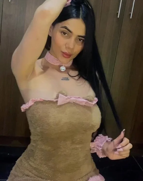 antonella_moe cover photo