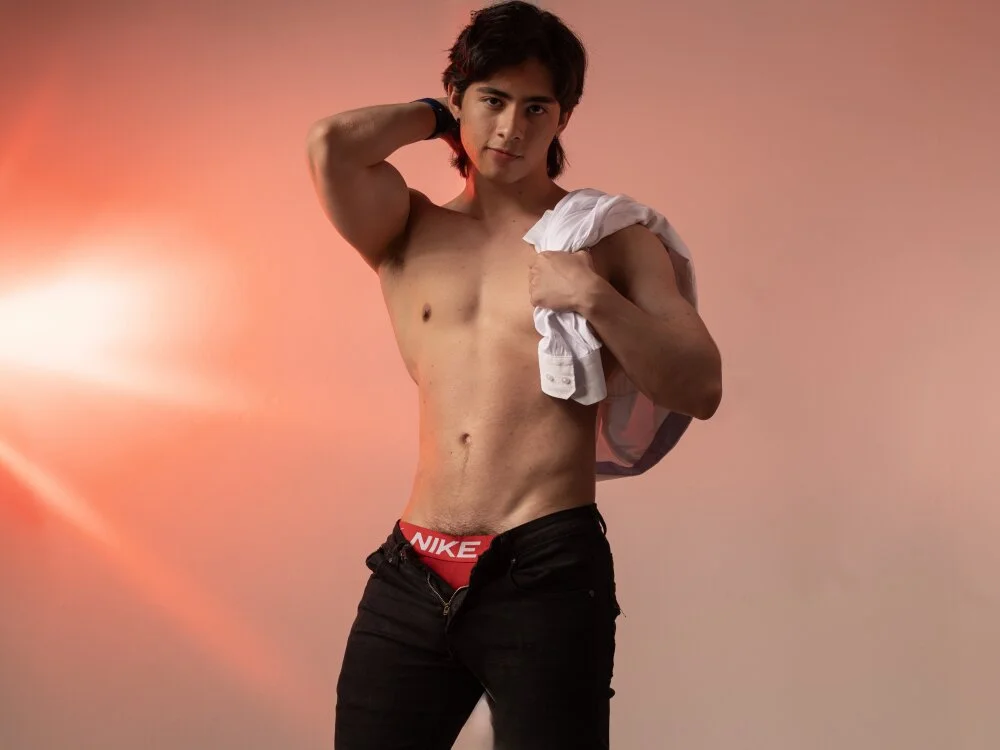 Chatroom XXX hors ligne de AlekBlake_