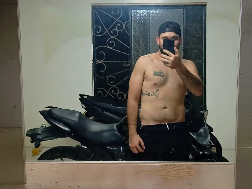 lenisdavidn Offline XXX chat