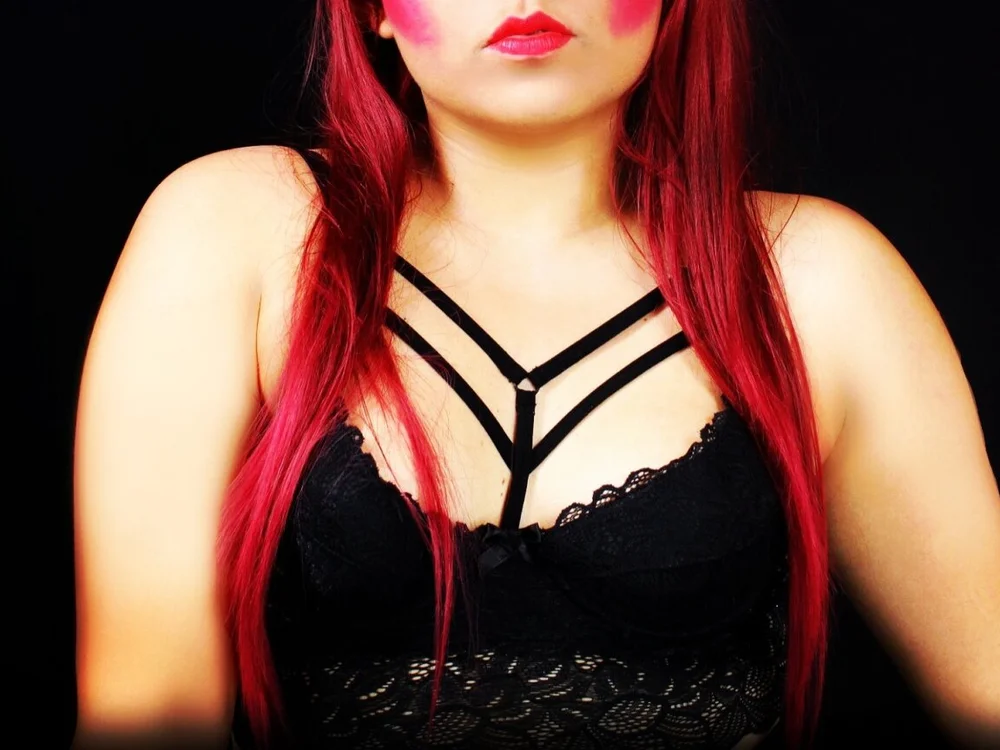 spicy_bunny_hot's Offline XXX Chat
