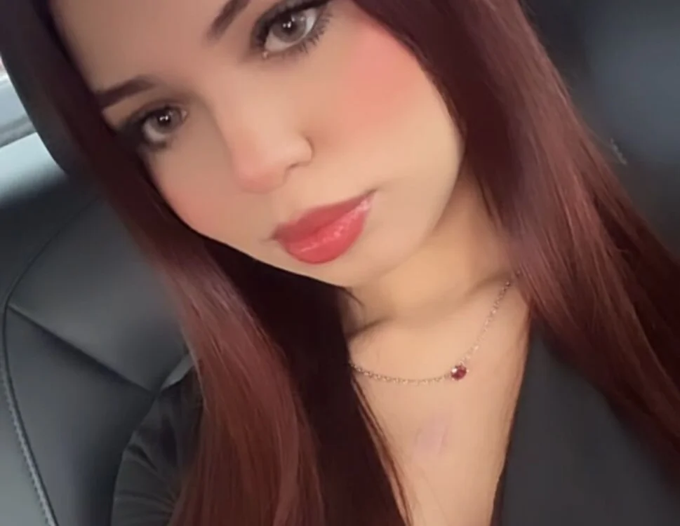 sofia_570's Offline Chat Room