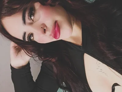 Scaarletth15 Female Smalltitslatin Free Cam Nude