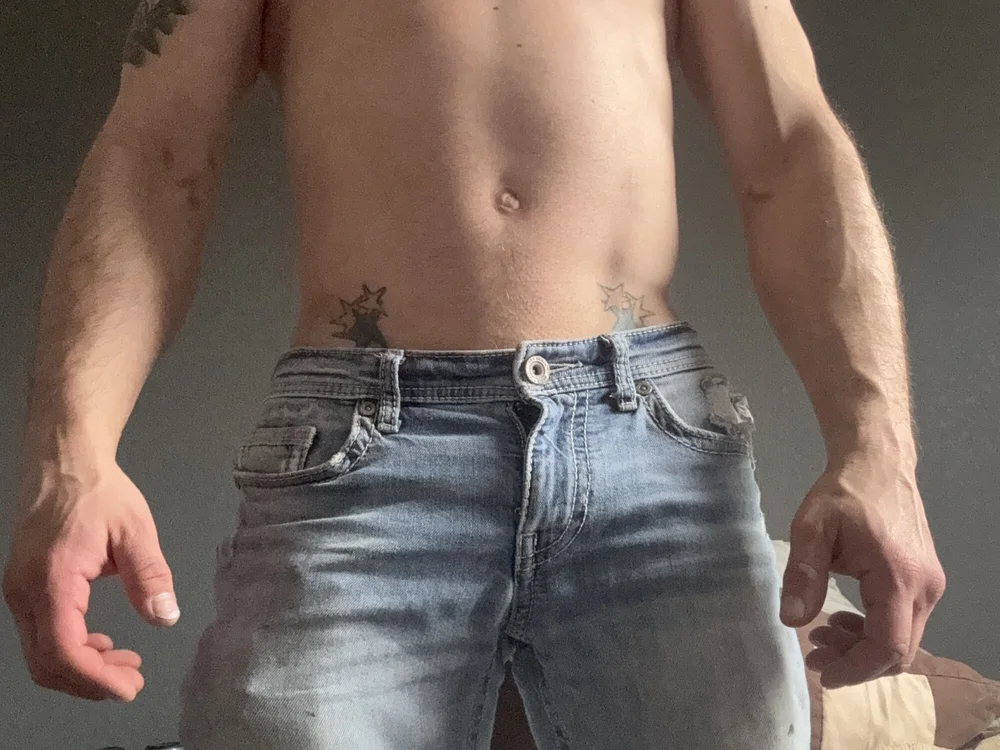 HandyHunter24's Offline XXX Chat