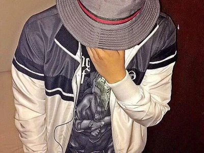 weareveryhorny1 profile