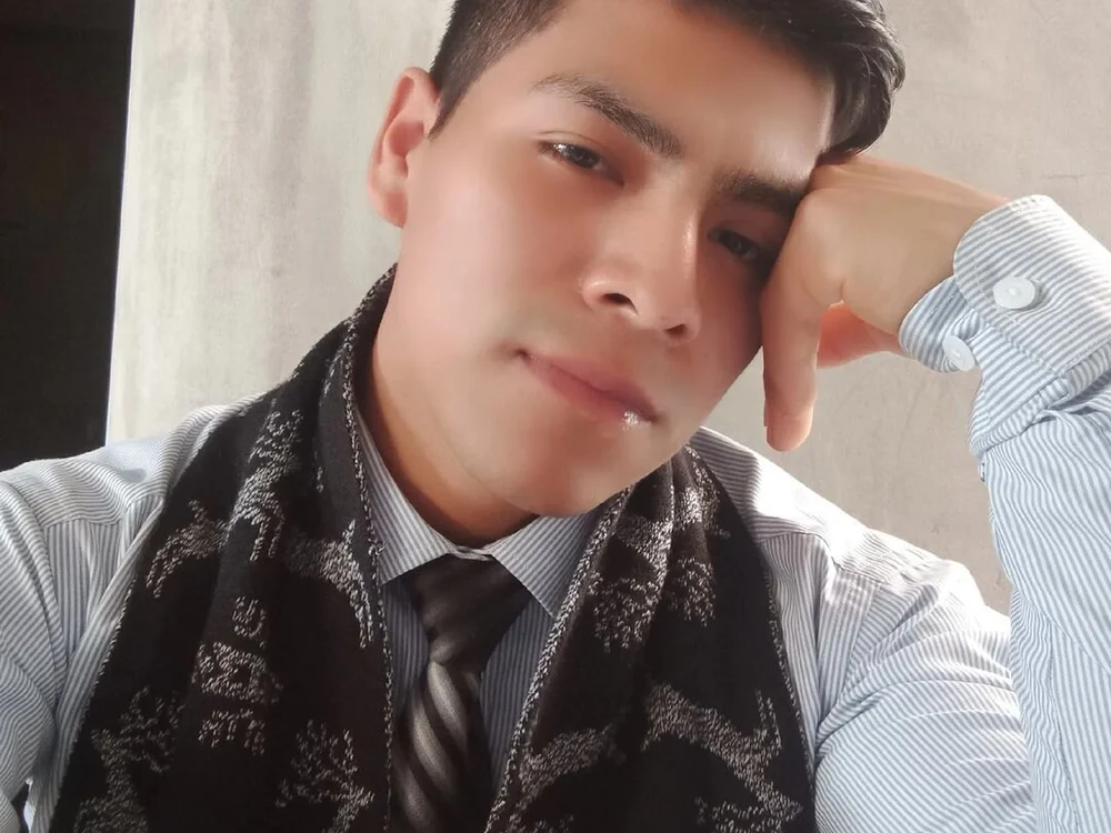 Tupapi119373 অফলাইন XXX চ্যাট